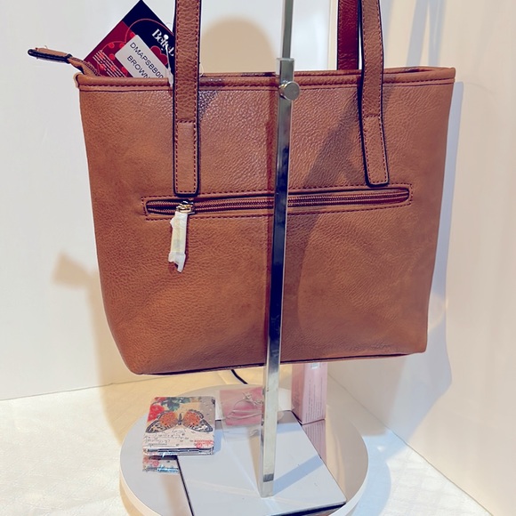 NWT BettyBoop Map Shoulder Bag with Lipstick Mirror & Bicycle/Eiffel Tower Chain - Picture 5 of 11